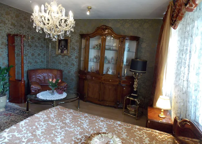 Nocleg ze śniadaniem Weena House 3*