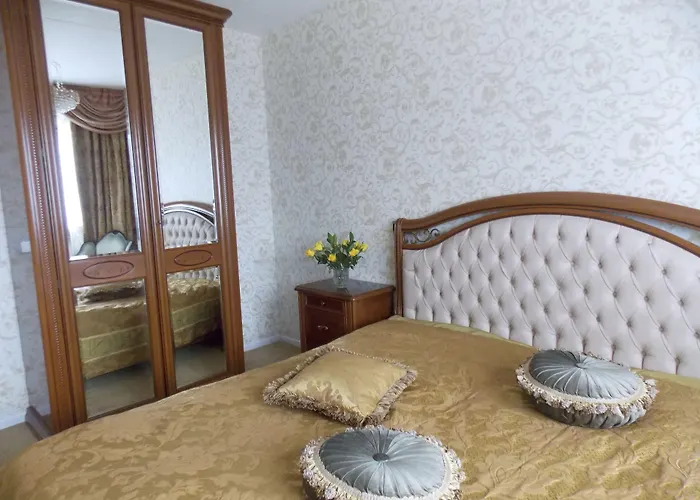 Weena House Bed & Breakfast 3*