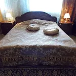 Weena House Nocleg ze śniadaniem 3*