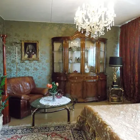 Weena House