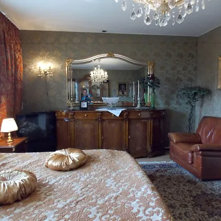 Weena House Oda ve Kahvaltı 3*