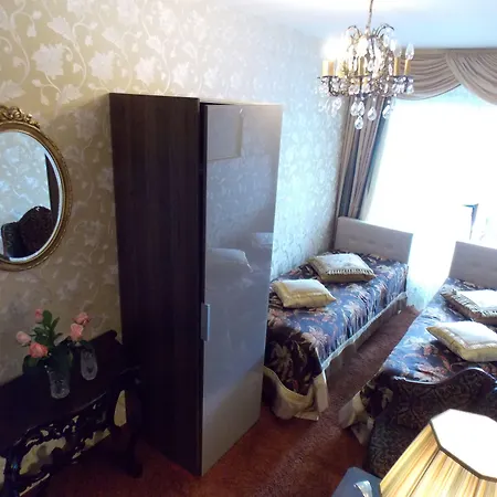 Weena House 3*