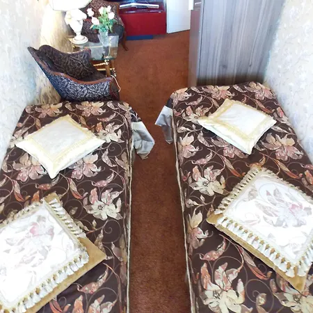 Weena House Отель типа 