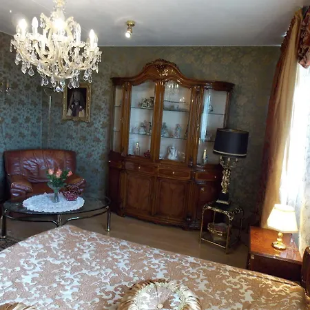 Weena House Panzió 3*